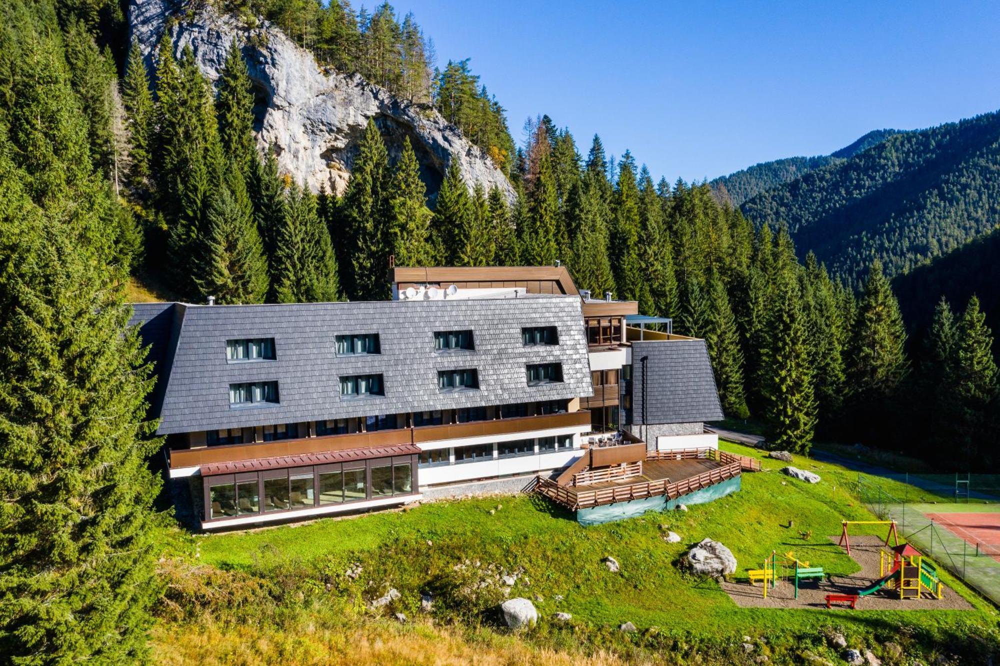 Wellness Hotel Repiska Demänovská Dolina Buitenkant foto